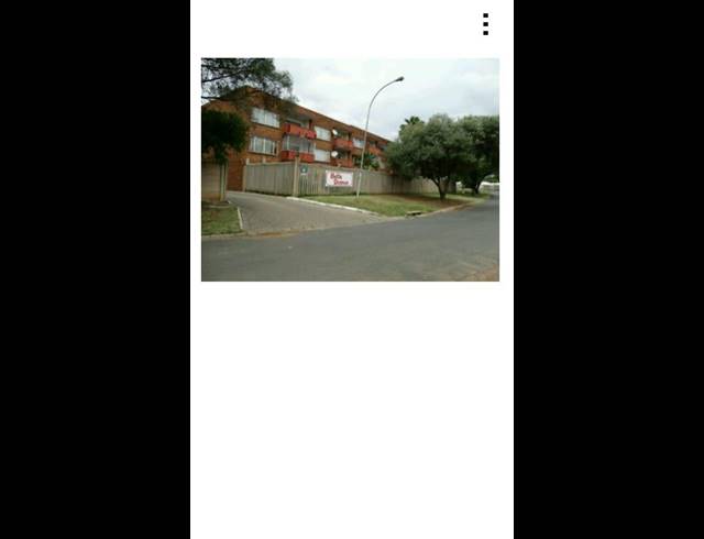 2 BEDROOM APARTMENT FOR SALE IN VANDERBIJLPARK CW 3